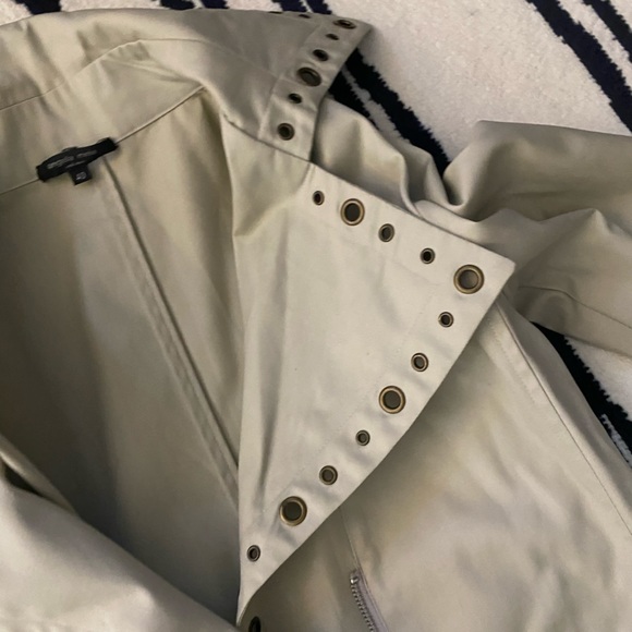 Angela Mele cotton, zippered, grommets, beige trench coat. Size 40 (4-6 US) - Picture 6 of 9